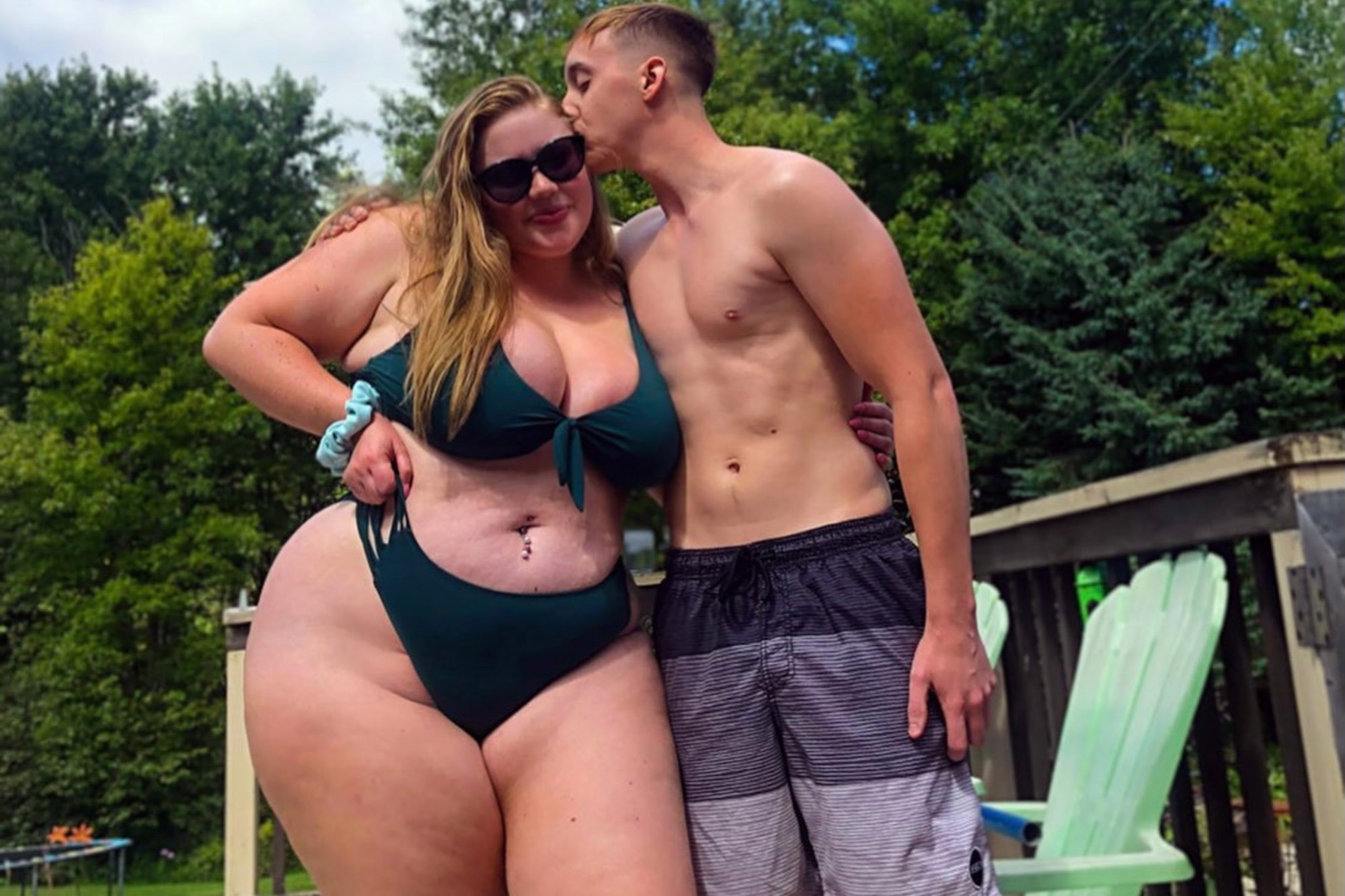 alex tiziano recommends fat women making love pic