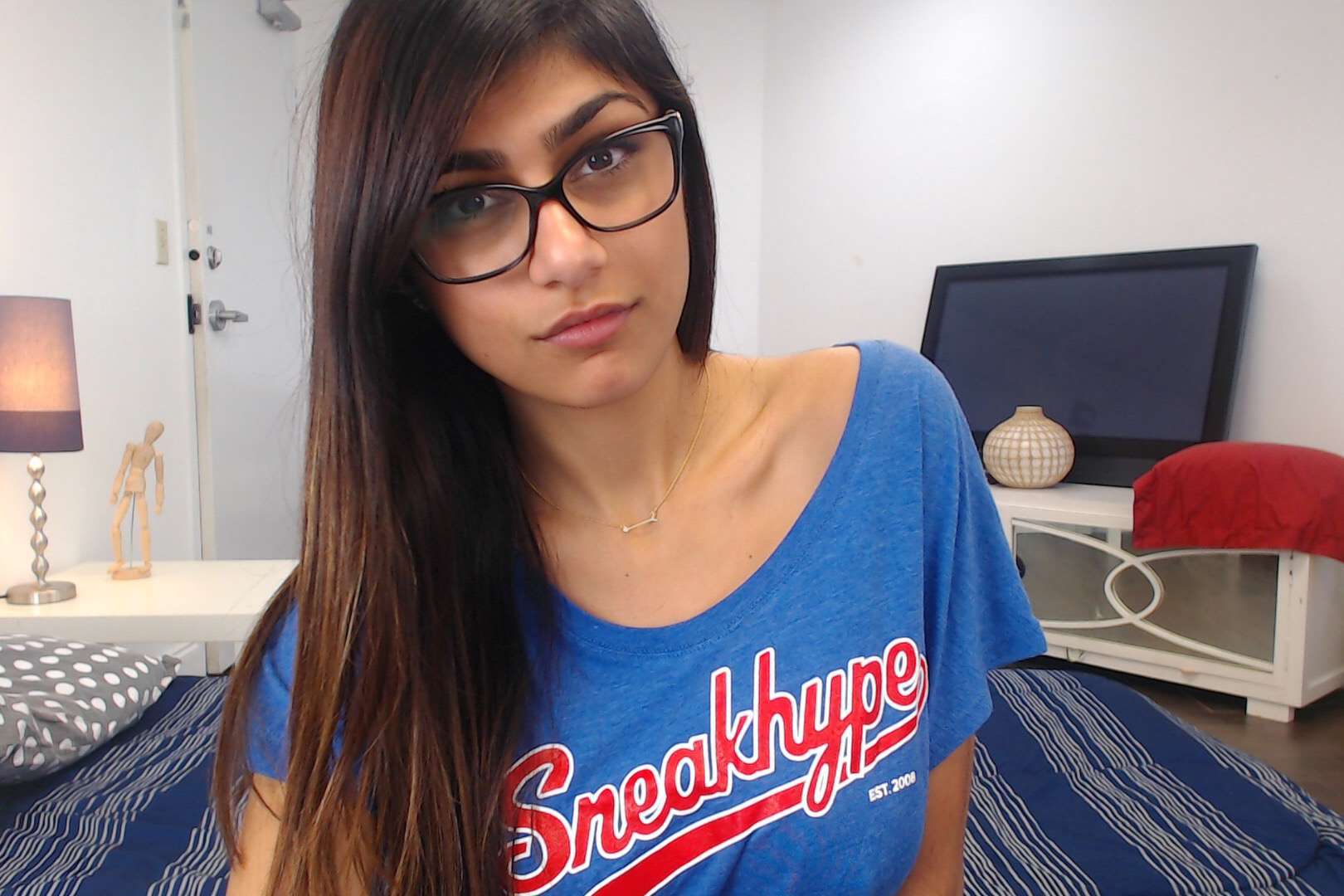 akash bhot recommends does mia khalifa have hiv pic