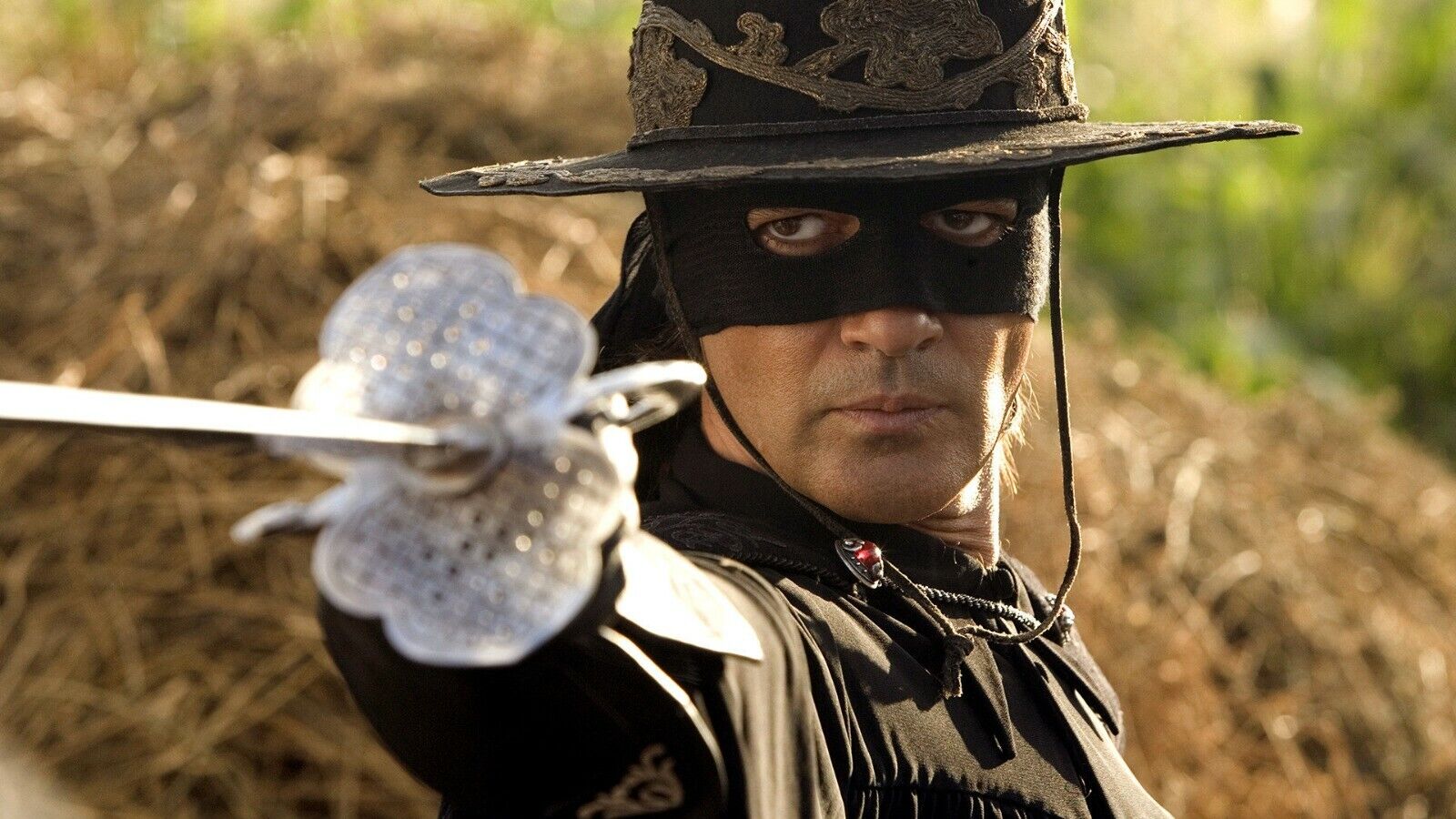 batoul barakat recommends Mask Of Zorro Costume