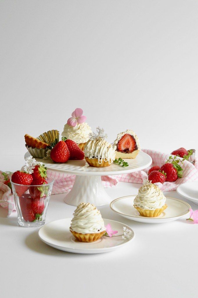 anne roos recommends strawberry cake and mont blanc pic