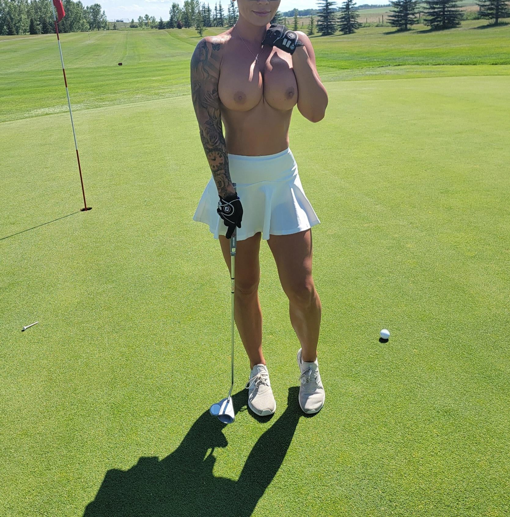 alexandra cabreja recommends Nude Women Of Golf