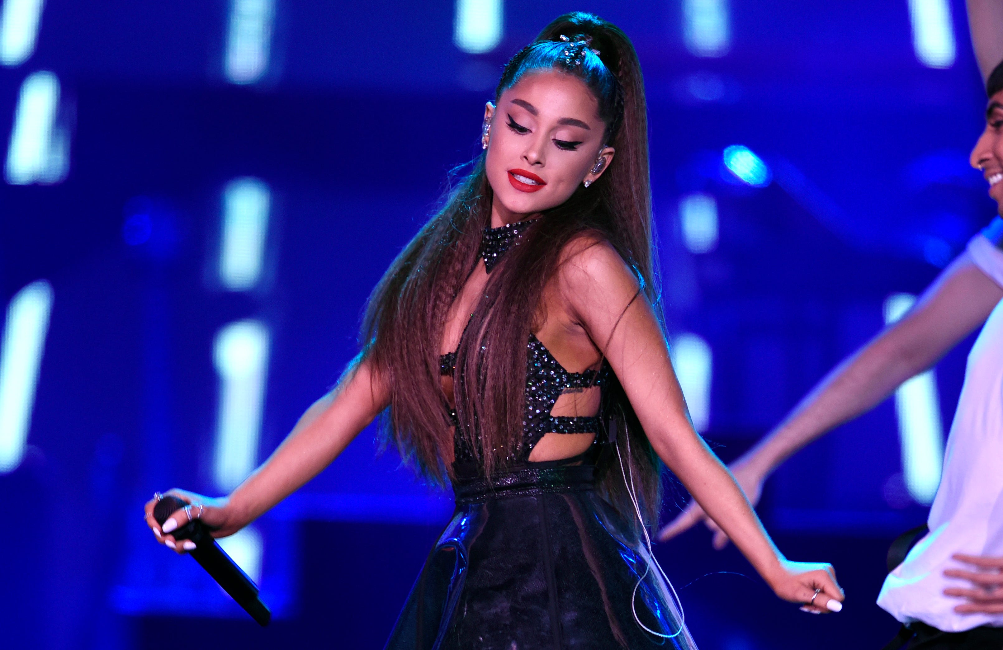 dian olazo recommends Ariana Grande Having Sec