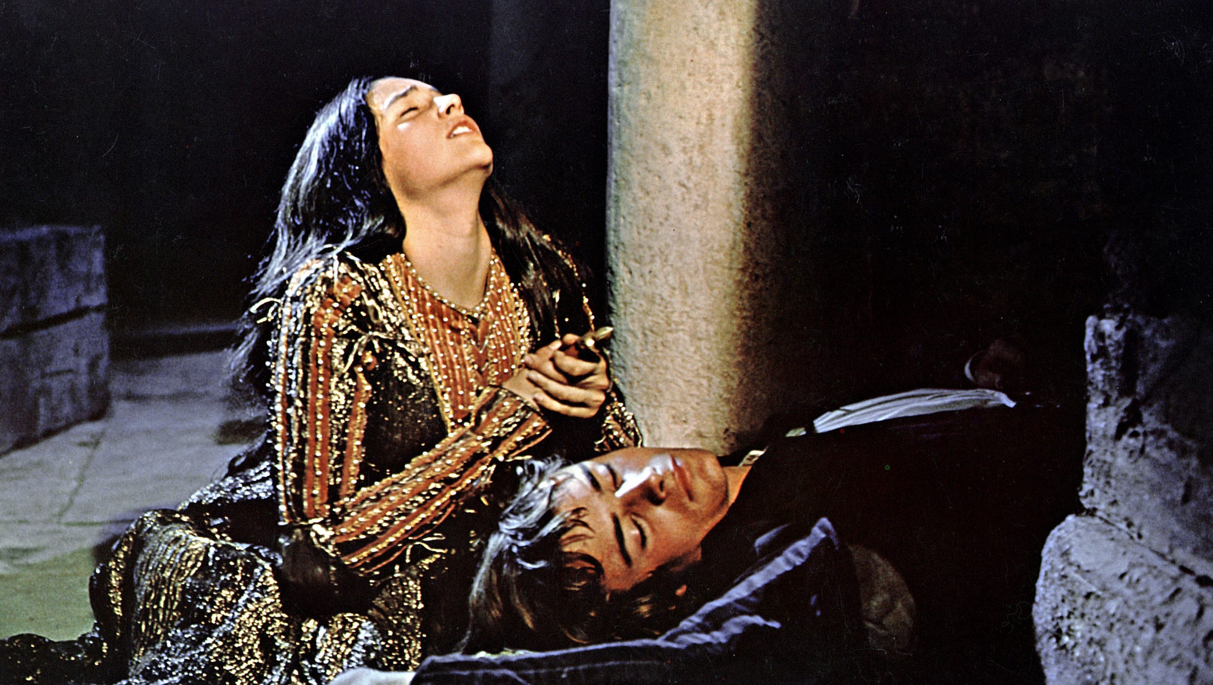 ali alzubaidy recommends Olivia Hussey Romeo And Juliet Topless