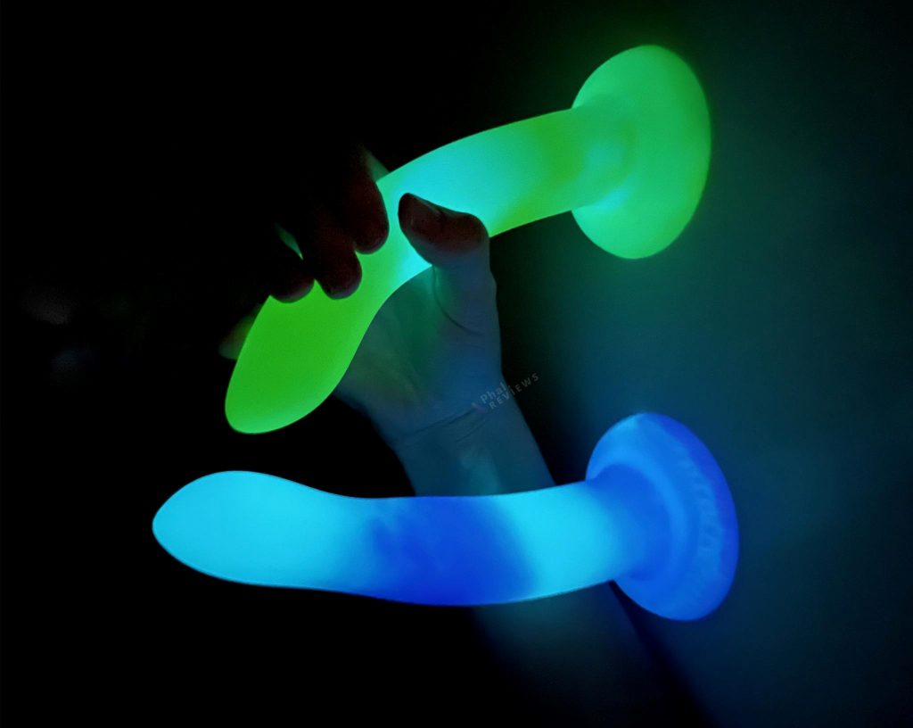 ankita chowdhury recommends Glow In Dark Dildo