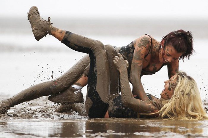 Girls Nude Mud Wrestling zelda morrison