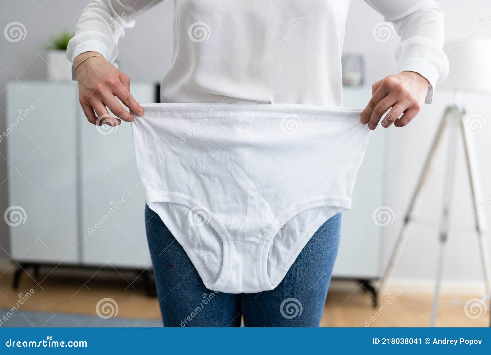 brian walpole add granny in underwear pics photo