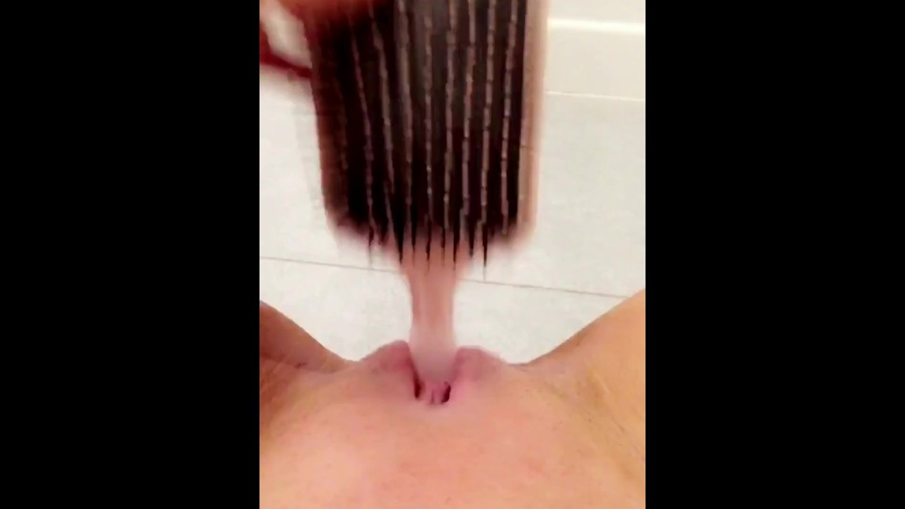camille weber recommends Hair Brush In Pussy