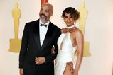 chito agustin recommends halle berry no panties pic