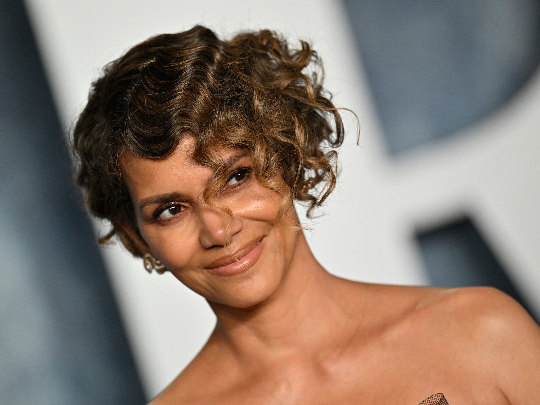 broderick howard recommends Halle Berry Xxx