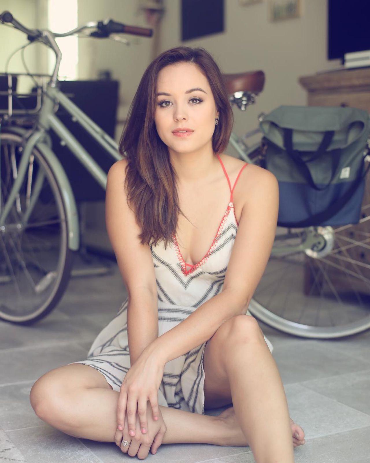 andrew bretag share hayley orrantia oops photos