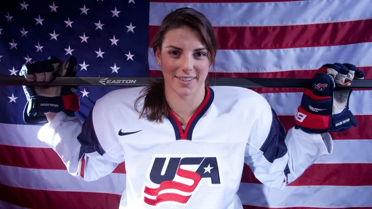 alina soto recommends Hilary Knight Body Issue