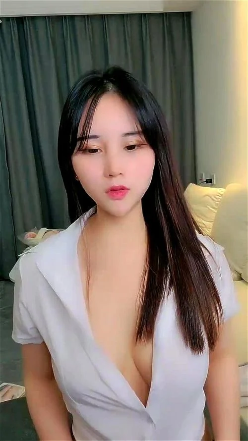 cormelia banks share hot asian teens with big tits photos