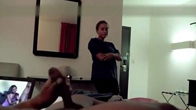 Hotel Maid Sucks Dick beach videos