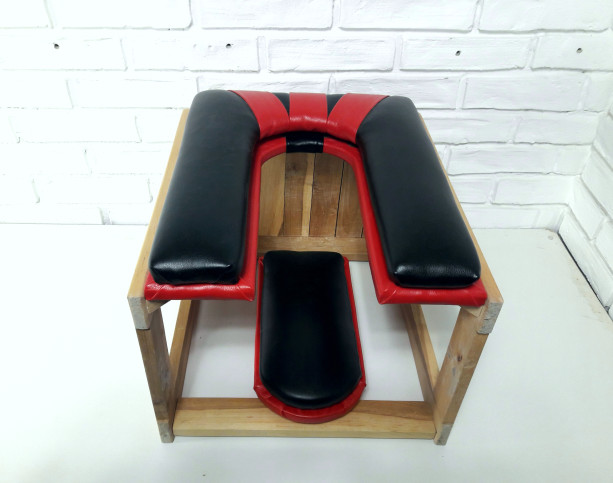 david kreuter recommends How To Make A Queening Chair