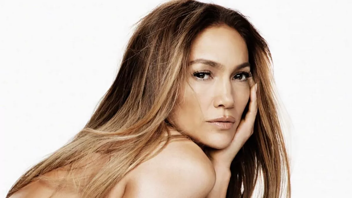 andrew sugrue recommends J Lo Topless Pics