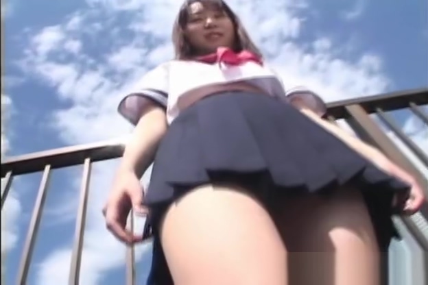 Japanese Public Upskirt hot mother