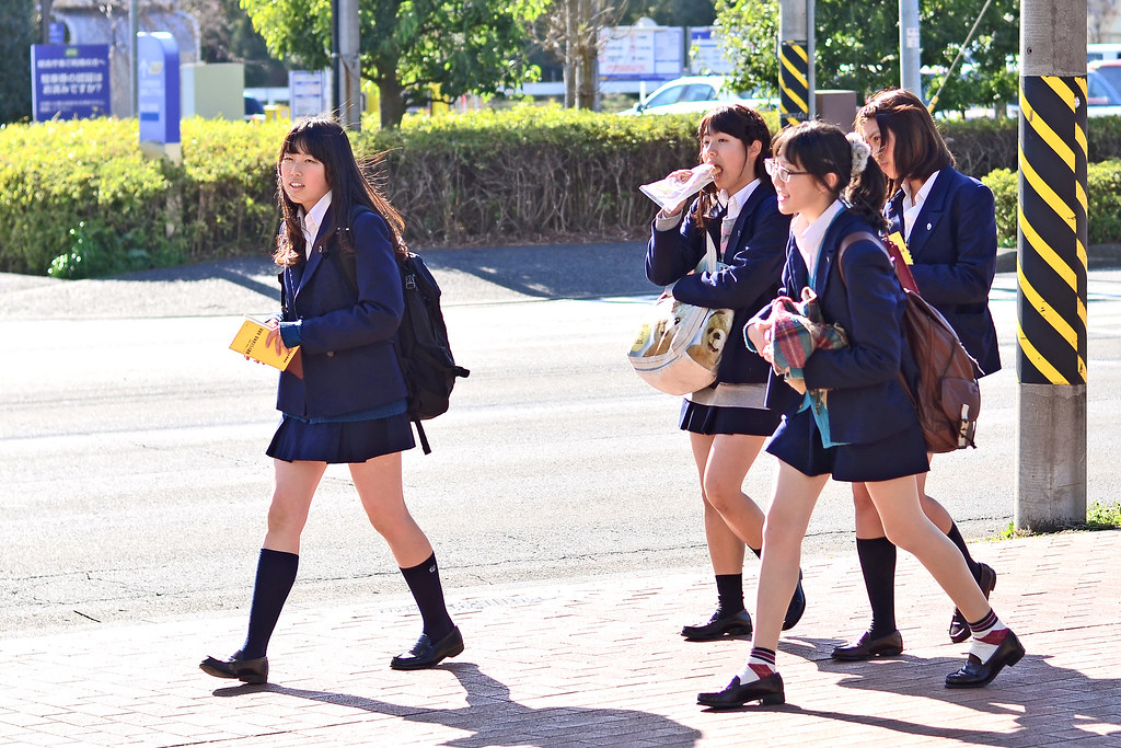 aaron eu share japanese school girls photo photos