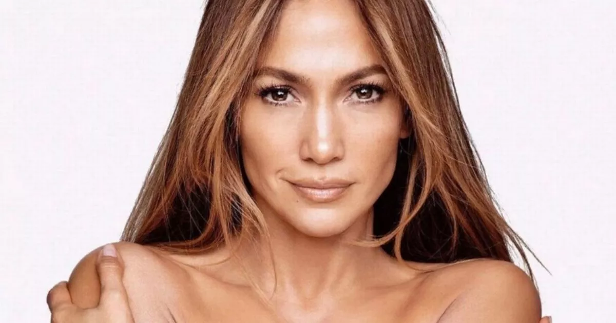 don goins recommends jennifer lopez totally naked pic