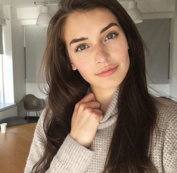 derrick mark recommends jessica clements nude pic