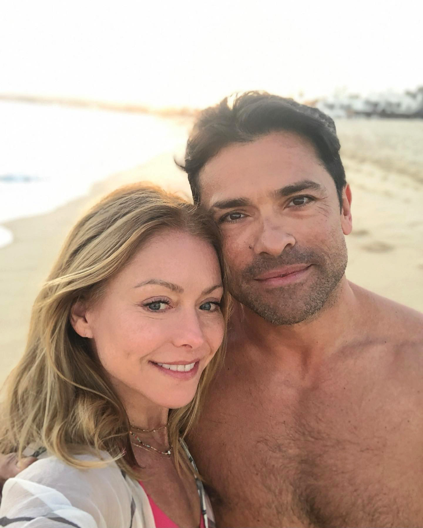 bob krohn share kelly ripa xxx photos