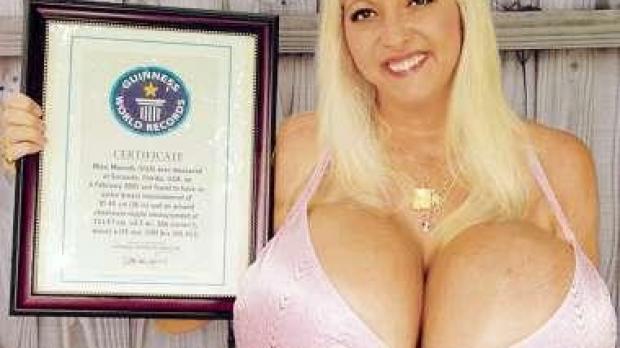 abdul r ali recommends Largest Breasts On Record