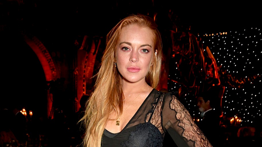 Lindsay Lohan Posts Topless Photo dildo video