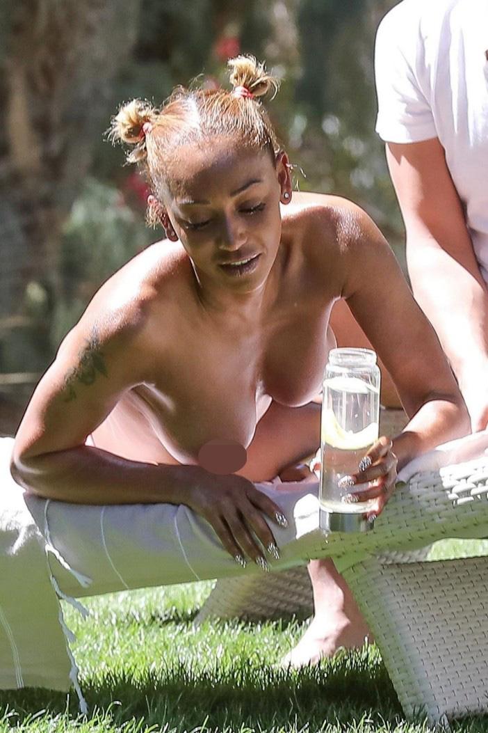 danielle holtby recommends Mel B Topless Photos