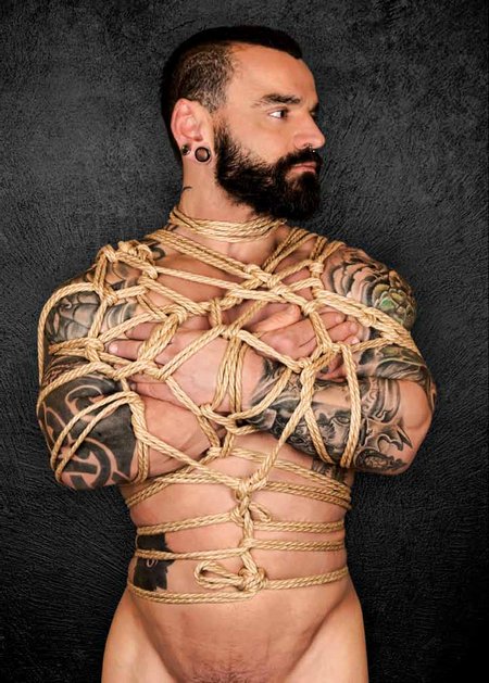 chris alves recommends men in rope bondage pic