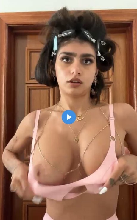 barbara manchester add photo mia khalifa onlyfans leak