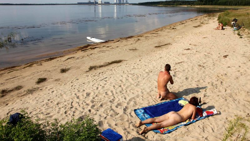 naked beach teens
