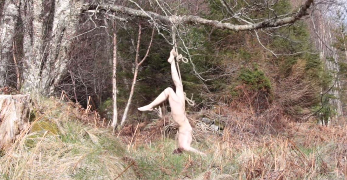 cliff hawthorne recommends naked woman upside down pic