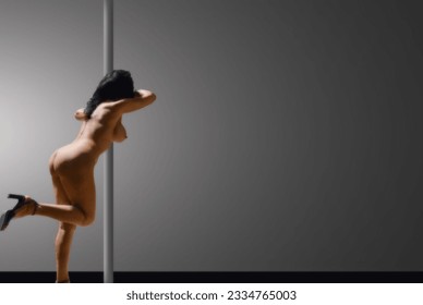 brenda perez garcia share naked women pole dancing photos