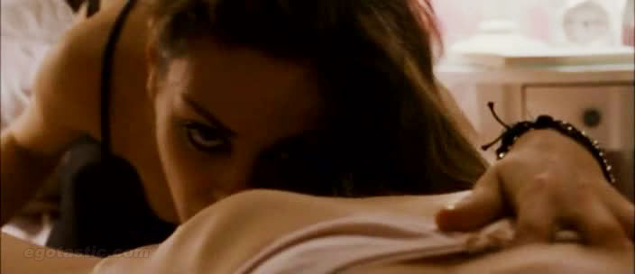 celina carvalho add photo natalie portman mila kunis sex scene