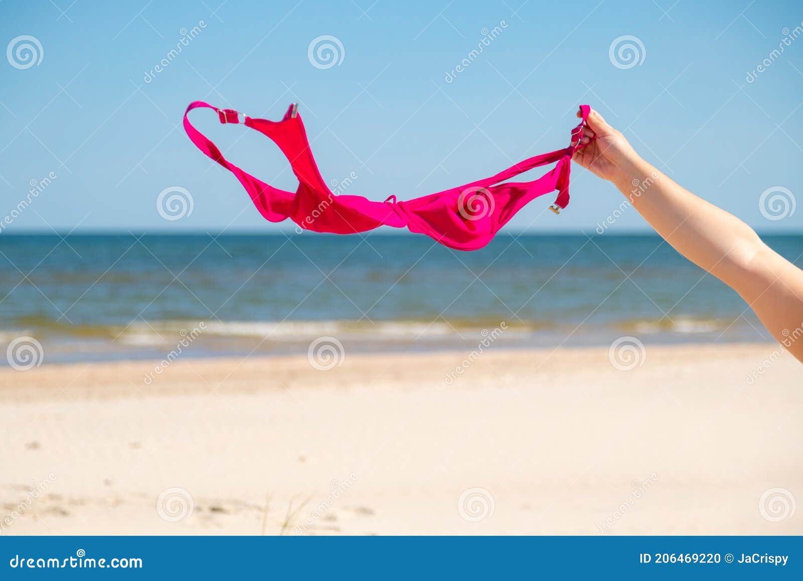 bonny wallace recommends naturalist beach photos pic