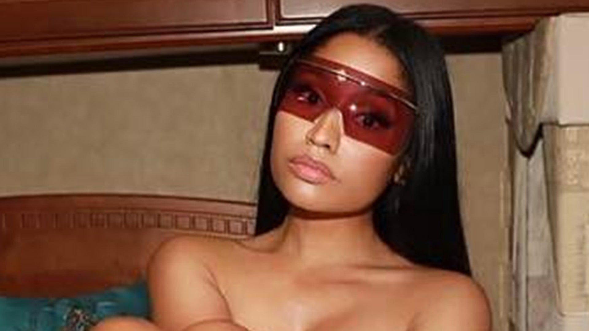 briony parkes recommends Nicki Minaj Fully Naked