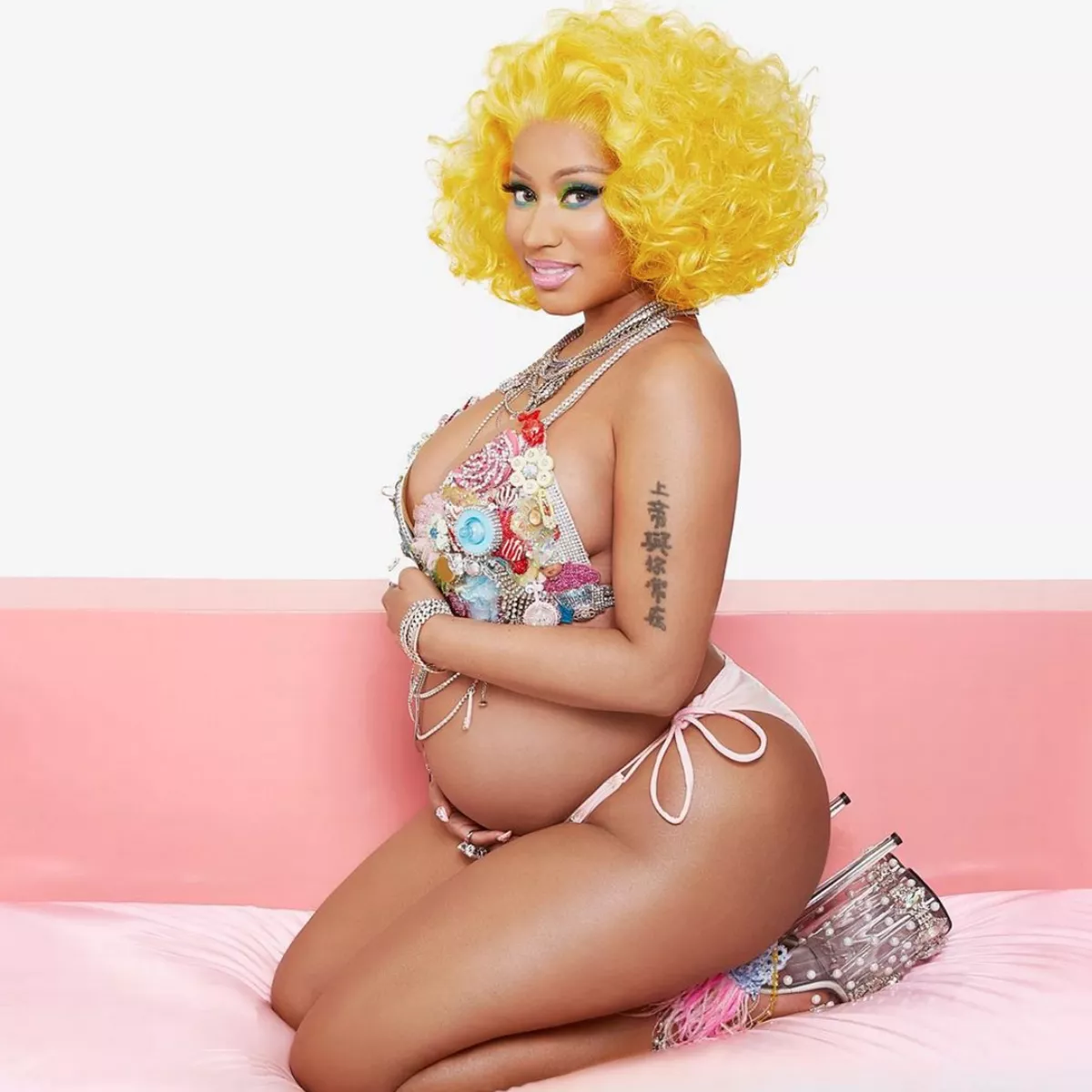 ariel matos recommends nicki minaj sexy thong pic