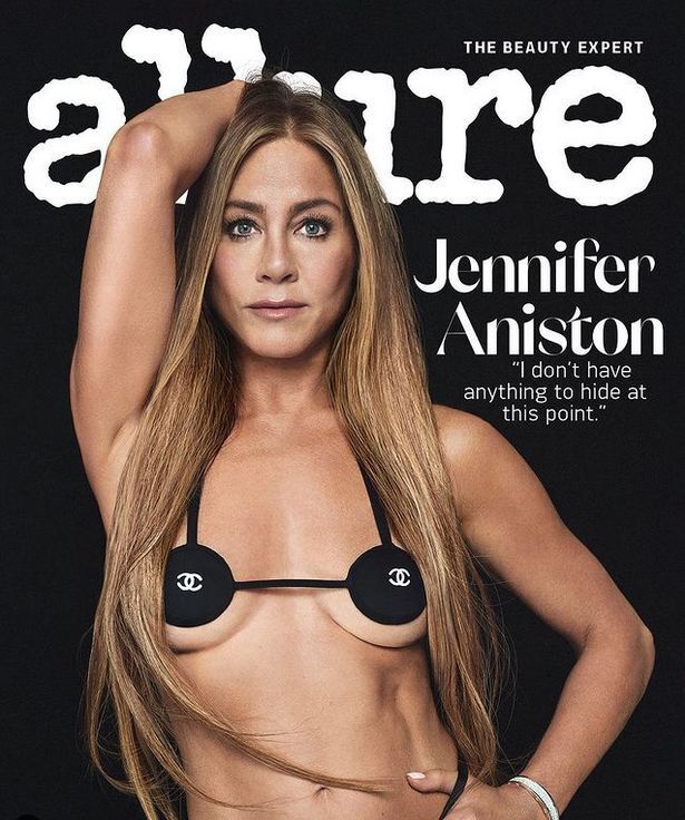 barry gower recommends nude jennifer anniston pictures pic