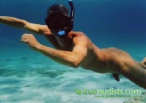 craig b smith recommends Nude Scuba Diving