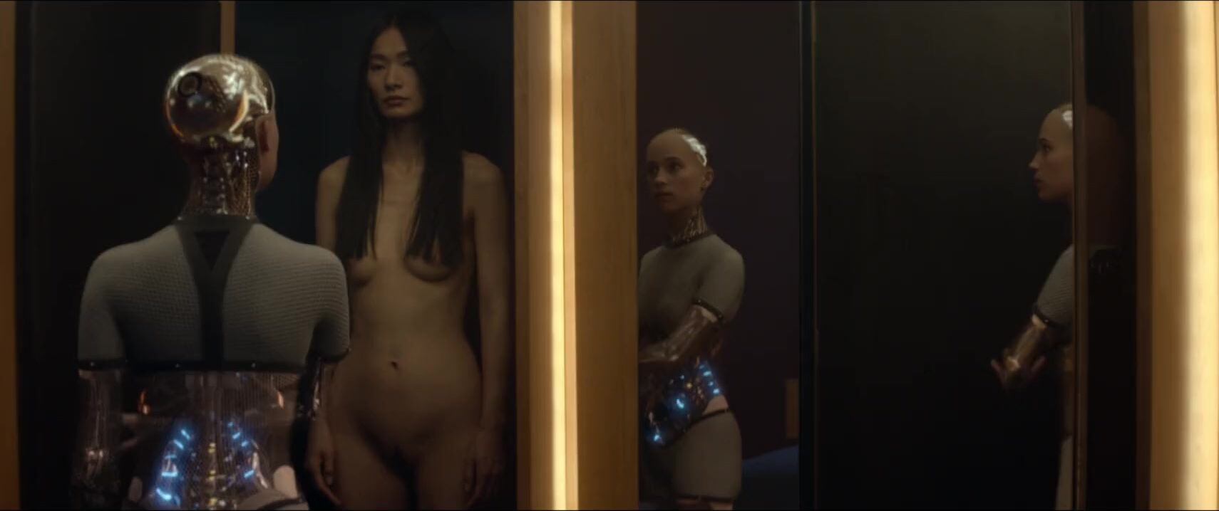 Best of Nudity in ex machina