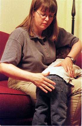 chris knauf add over moms knee spanking photo