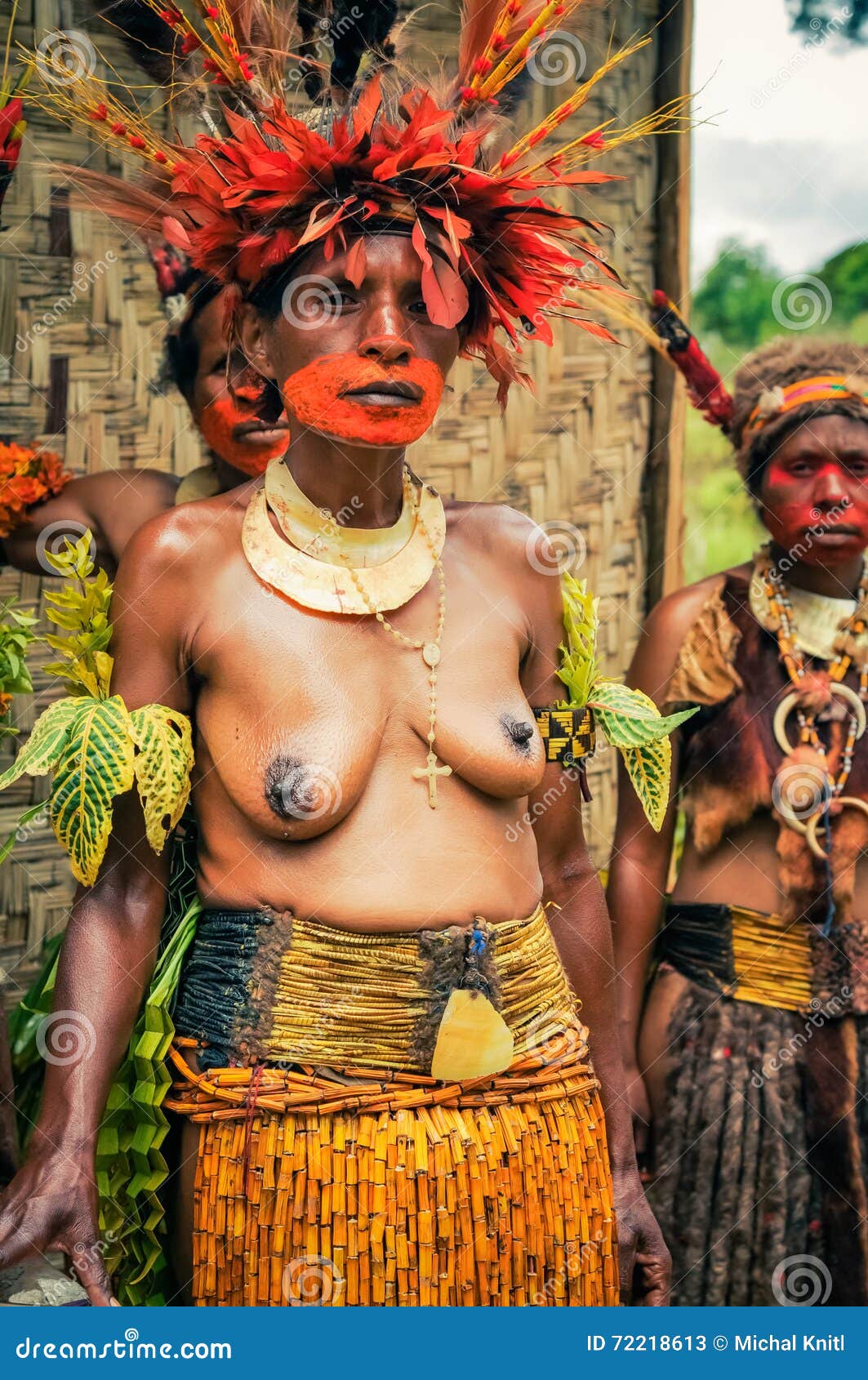 adam kingston recommends Papua New Guinea Nude
