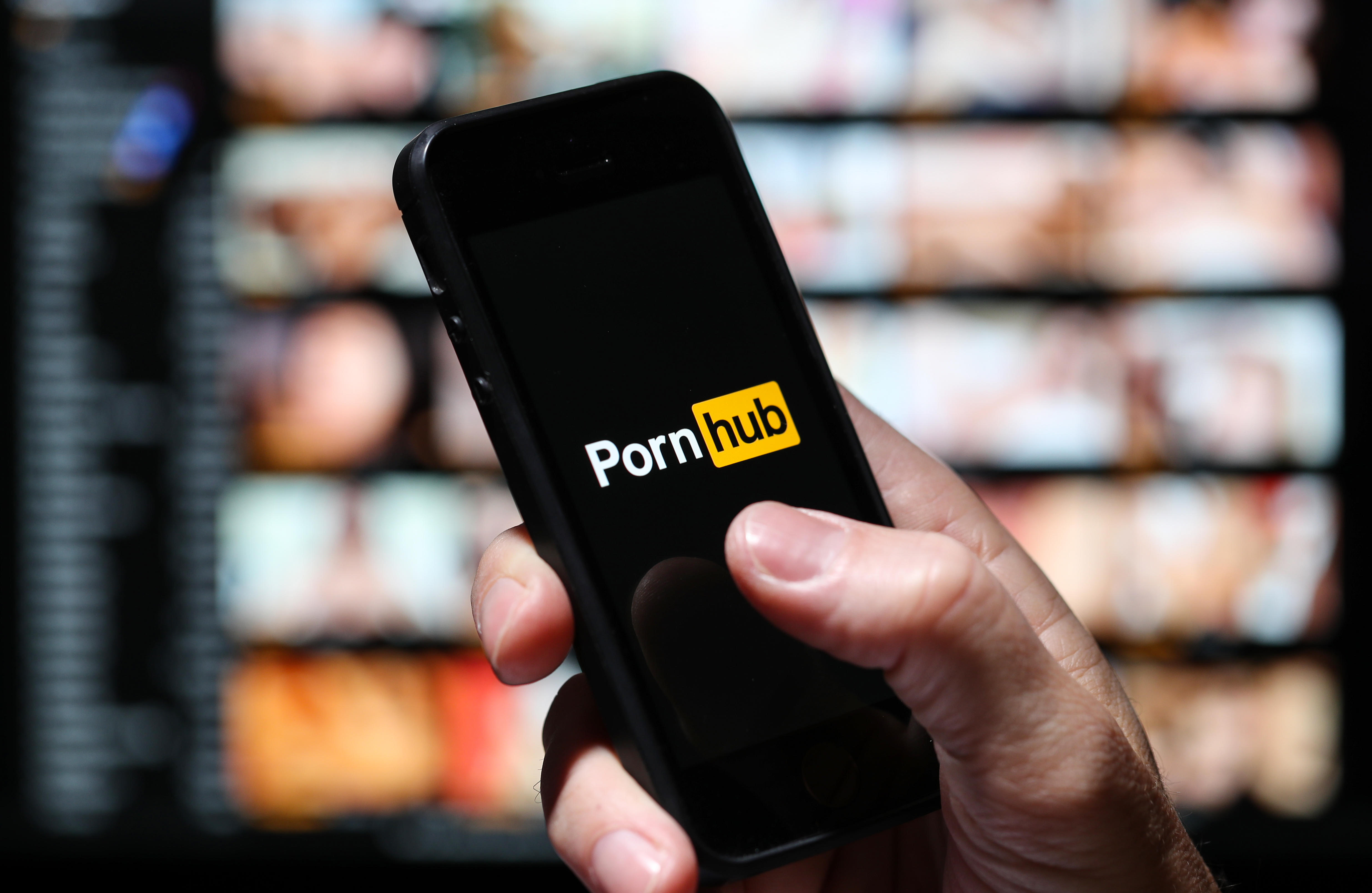 chris ates recommends Porn Hub For Mobile