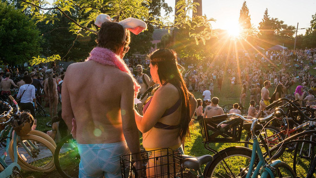 bred pit recommends portland naked bike ride pictures pic