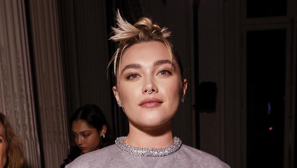carolyn bate recommends sexy florence pugh pic