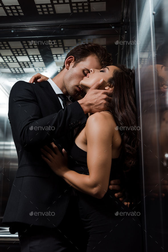 basil davidson share sexy women kissing men photos