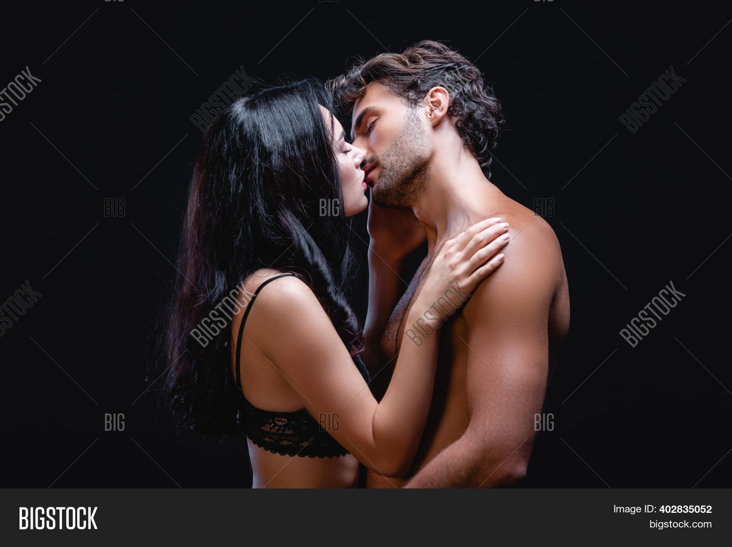 bre perry add sexy women kissing men photo