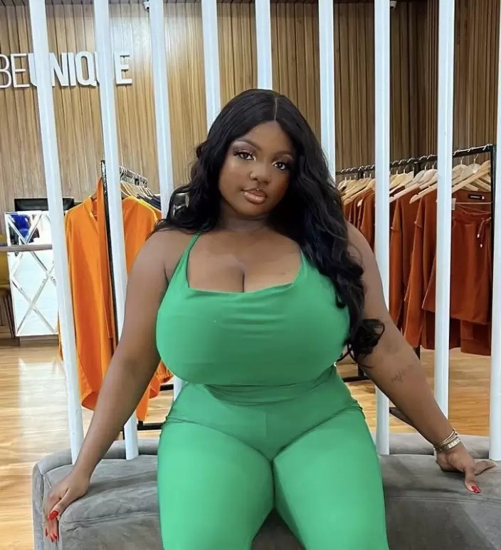 antonia frazier recommends Small Body Huge Boobs