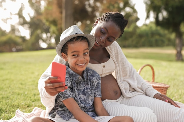 Son Makes Mom Pregnant a grenoble