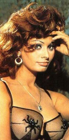 brett munns recommends Sophia Loren Boobs