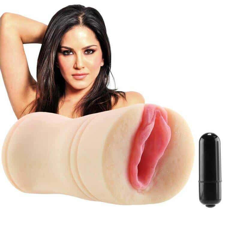 defi suyanti recommends sunny leone pussy pic